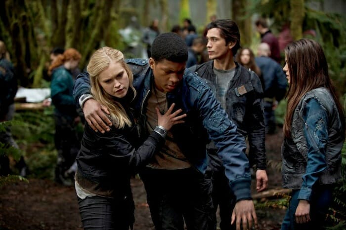 The 100: Series Premiere