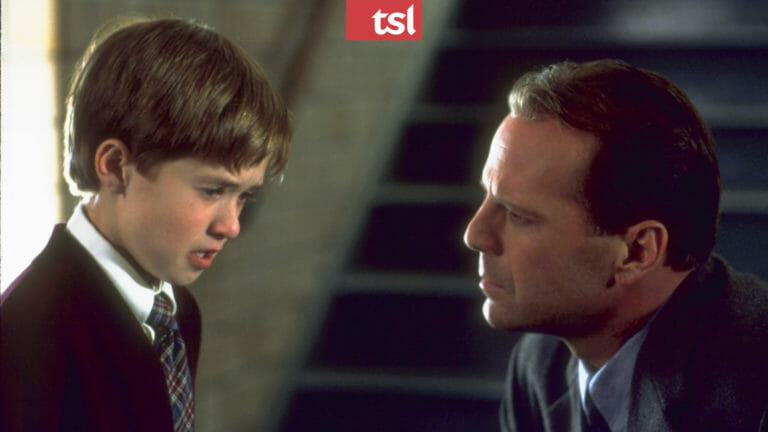 Spoiler Alert! 10 of the Best Twist Endings in Movies (& How to Write Your Own)